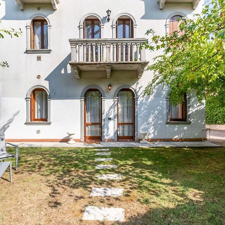 Pet-Friendly & Modern Apt With Garden Vicenza Luaran gambar